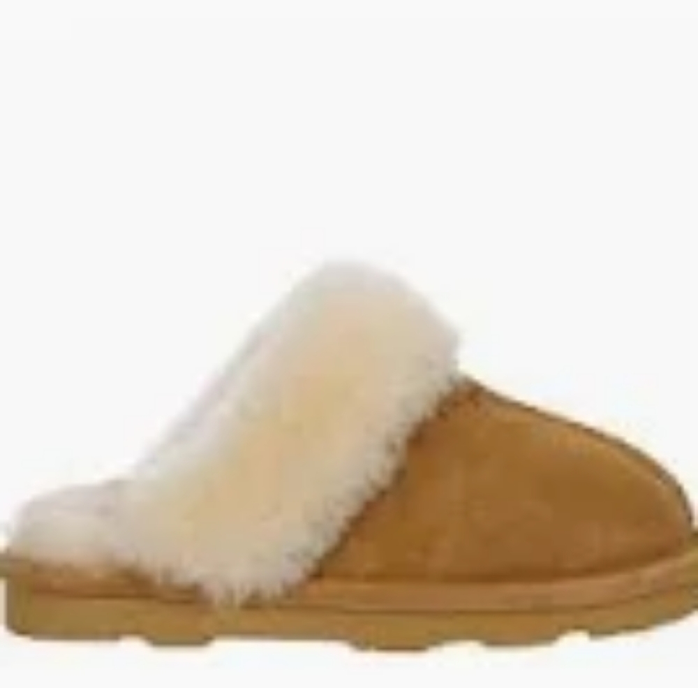 size 7 1/2, same color as in the picture, bearclaw brand